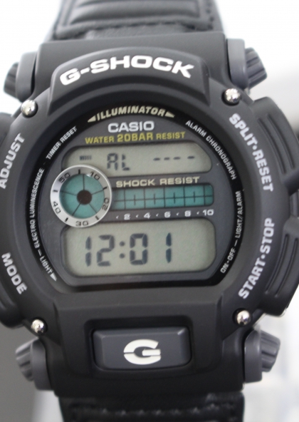 Đồng hồ Casio G-Shock DW-9052V-1DR