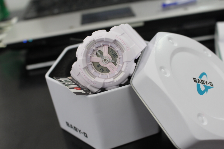 Phong cách năng động của đồng hồ Casio nữ Baby-G BA-110-4A2DR