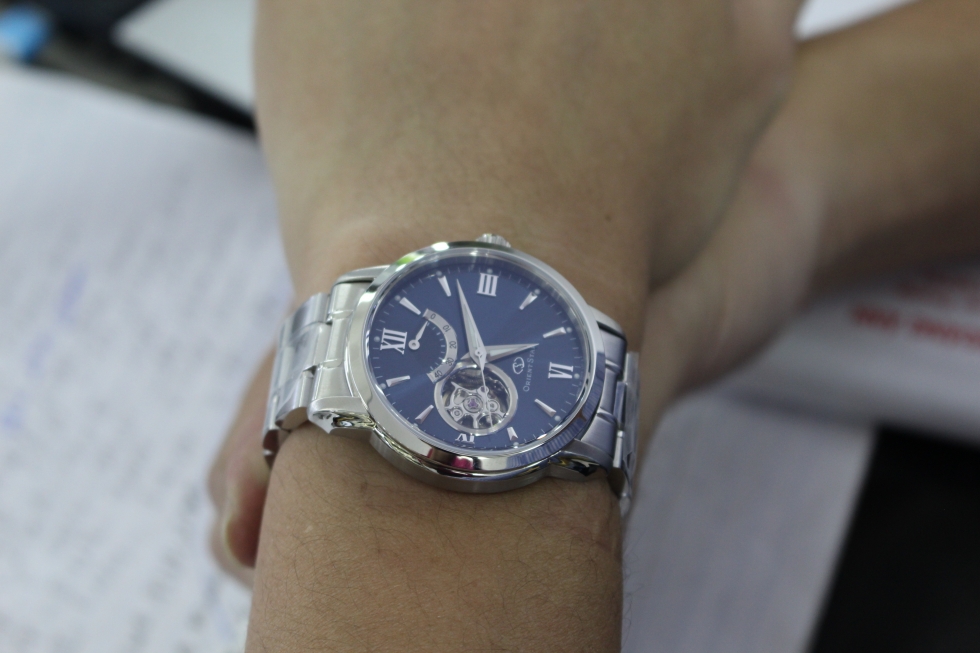 Vẻ lịch lãm của đồng hồ cơ Orient Star WZ0081DA 